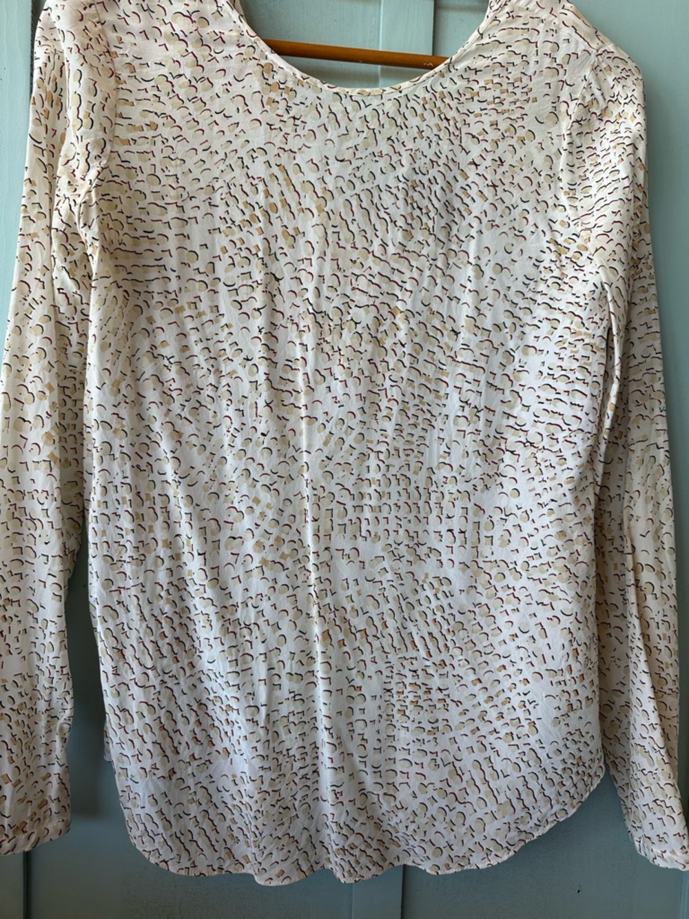 White House Black Market 100% Silk Cream Long-Sleeve Blouse Open Back Detail - Picture 3 of 9